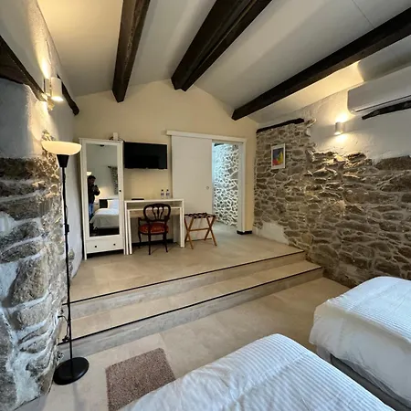 Pazo De Laia Pensión 4*